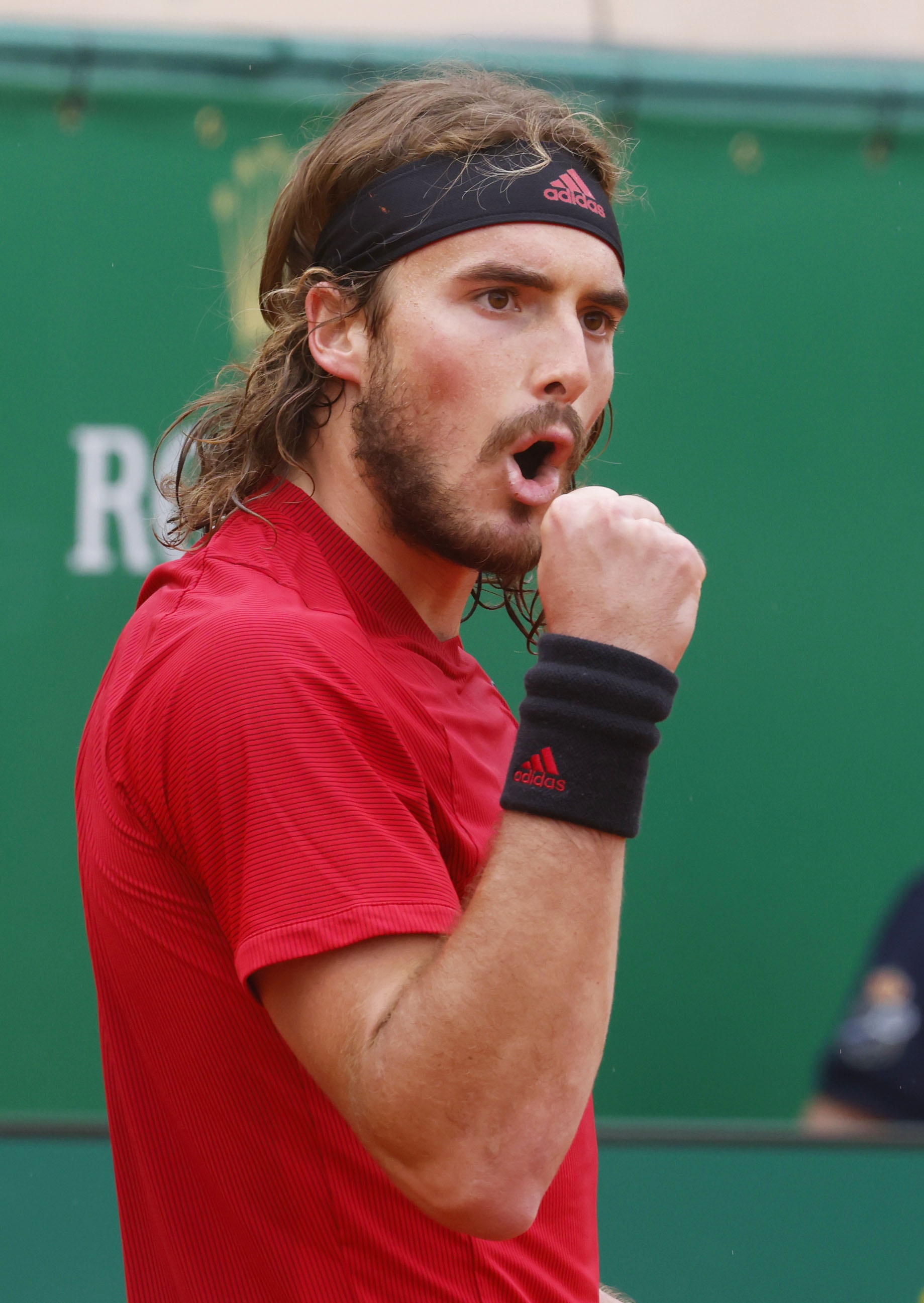 美国网球队绝地反击世界网球队，西西帕斯爆发神勇