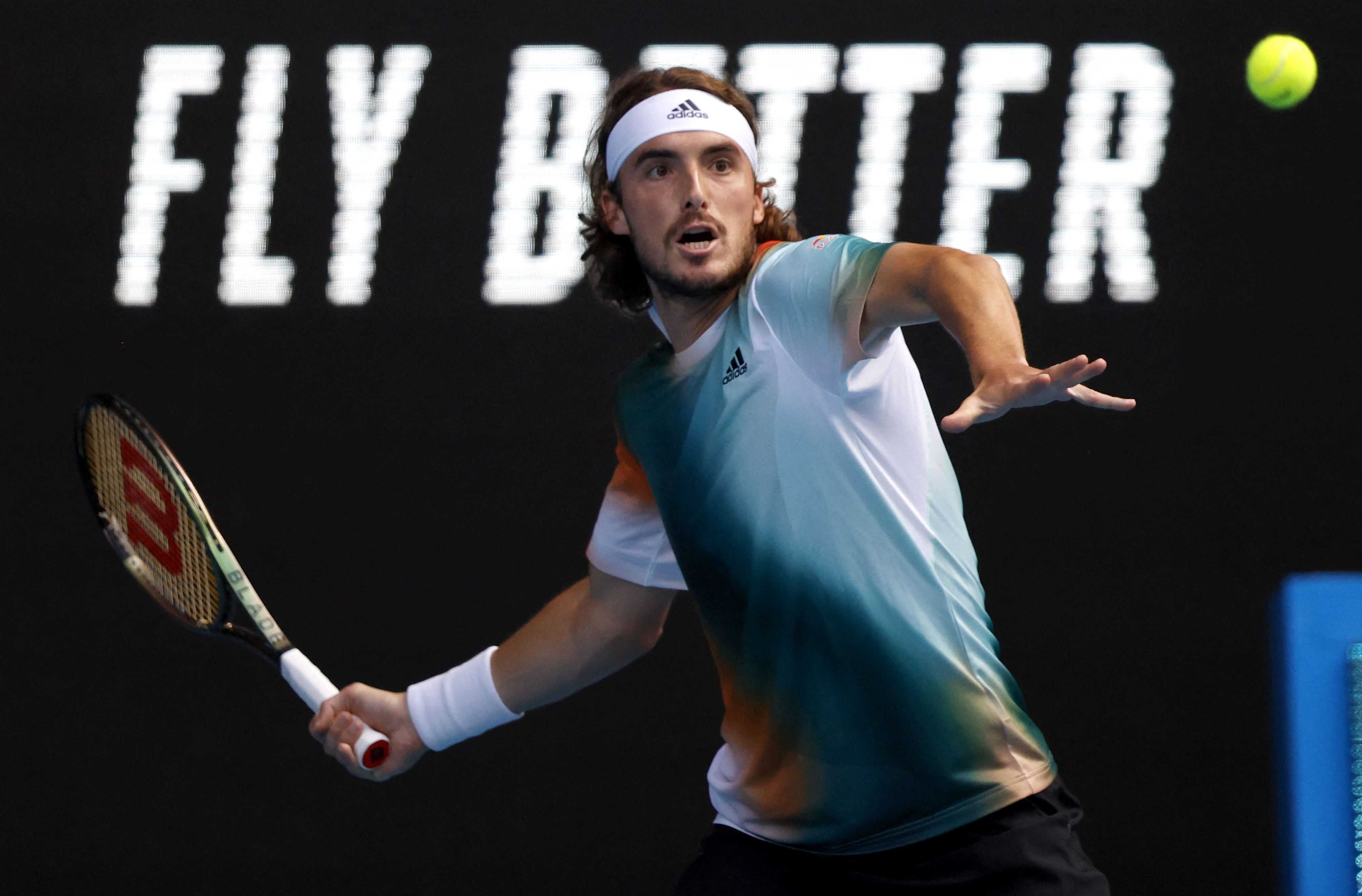 美国网球队绝地反击世界网球队，西西帕斯爆发神勇