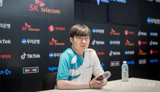 BRO绝地反击JDG,SwordArt送出助攻 BRO绝地反击JDG,SwordArt送出助攻