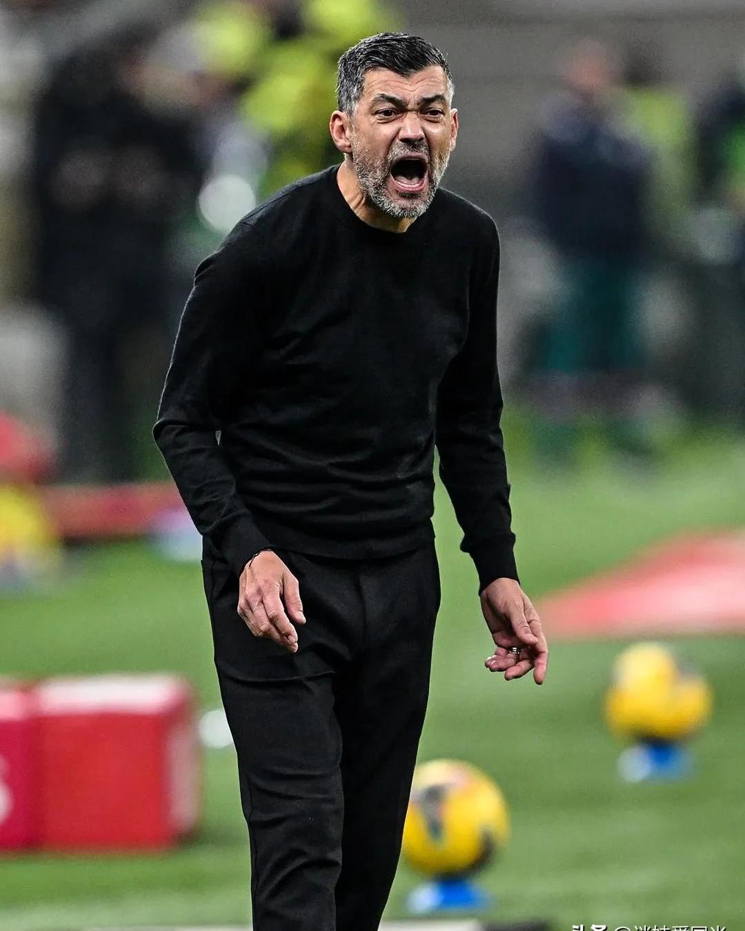 加拿大力克AC米兰，乔瓦尼·雷纳完成帽子戏法的简单介绍