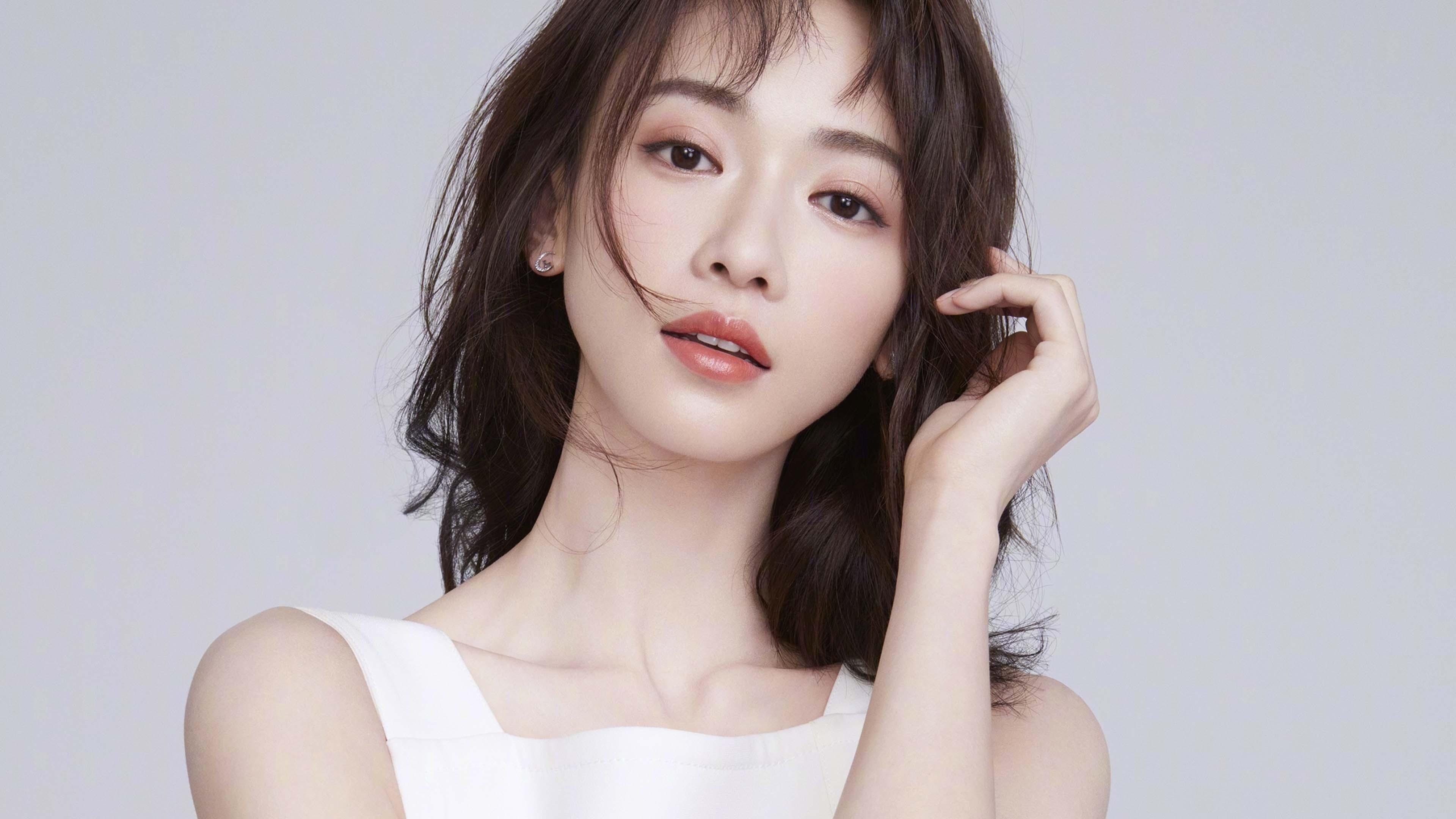 欧冠之夜,莫德里奇时光倒流,拜仁碾压晋级